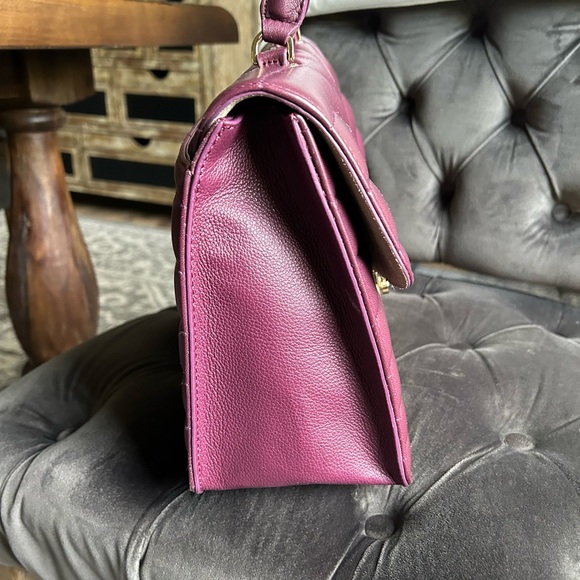 Furla leather top handle bag with extra strap in fun plum color. - Picture 5 of 8